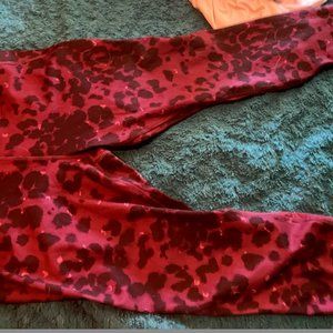 Leopard leggings
